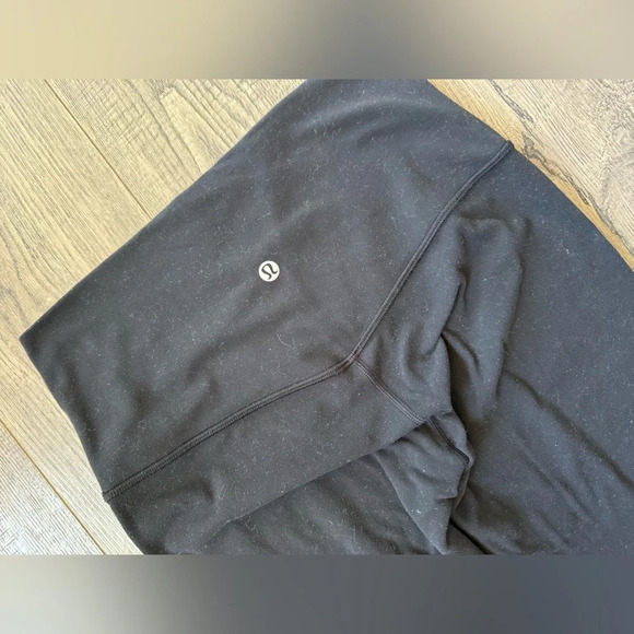 Lululemon Align Pant II *25"- Black- Size 6 - Picture 6 of 6
